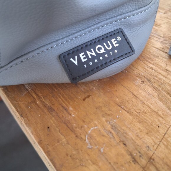 Venque Diamond Leather Backpack - Picture 4 of 6